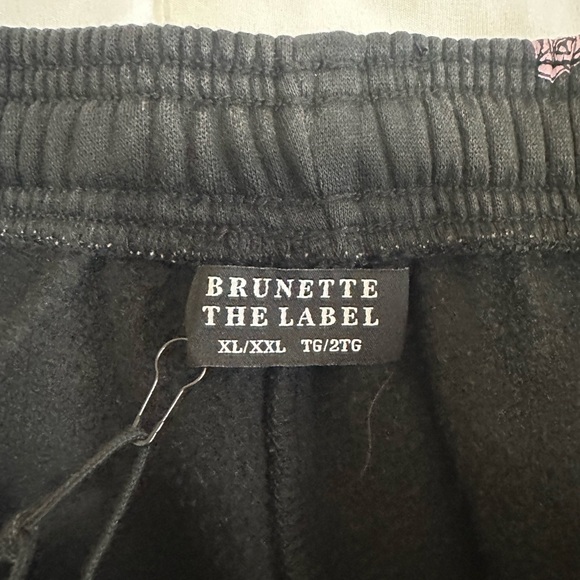 New Brunette The Label ALL OVER FLOWER OVERSIZED JOGGERS Sz XL/XLL - Picture 3 of 4